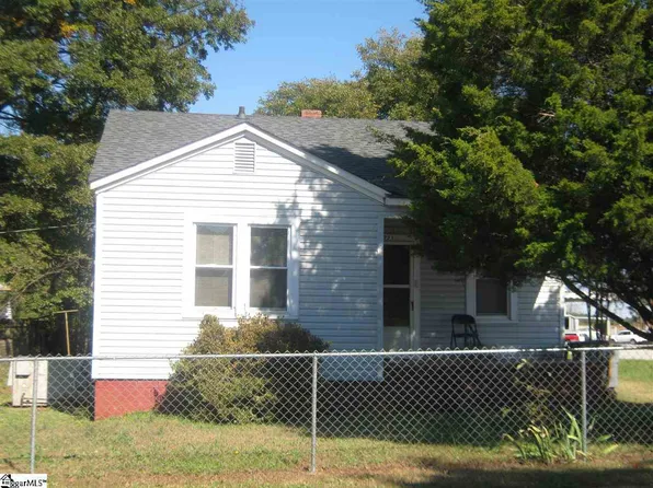 241 Kerns Ave, Greenville, SC 29609