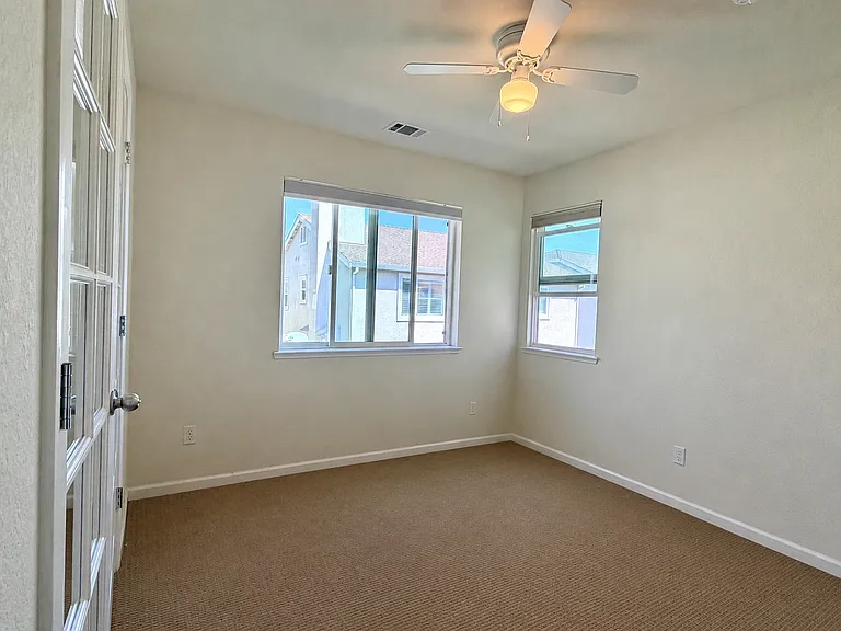 2007 Doxey Pl — Photo 13