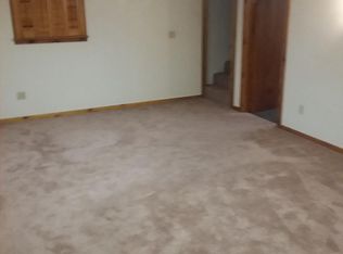 467-471 E Comet Rd, Clinton, OH 44216