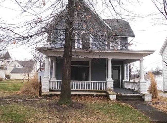 306 W Main St, Elmwood, IL 61529 | Zillow