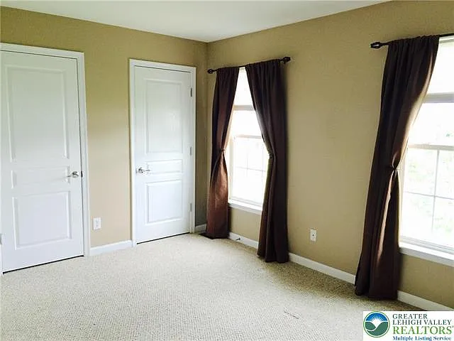 8484 Cromwell Ct — Photo 7