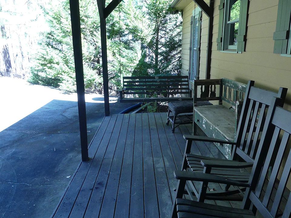 2nd image of 83 Monties Point Ln