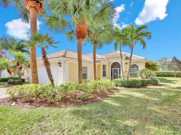 8851 Oldham Way, Palm Beach Gardens, FL 33412