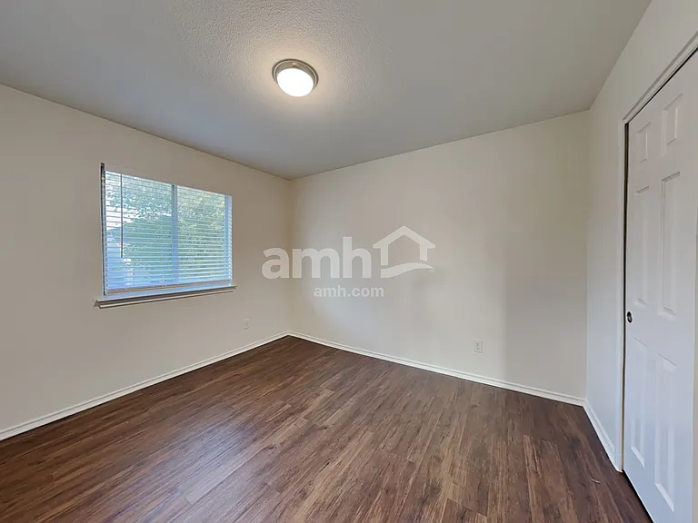 10815 Canter Spur — Photo 19