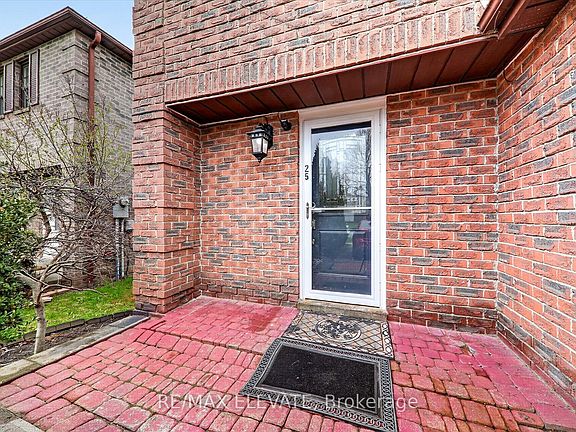 4th image of 25 Stockbridge Cres