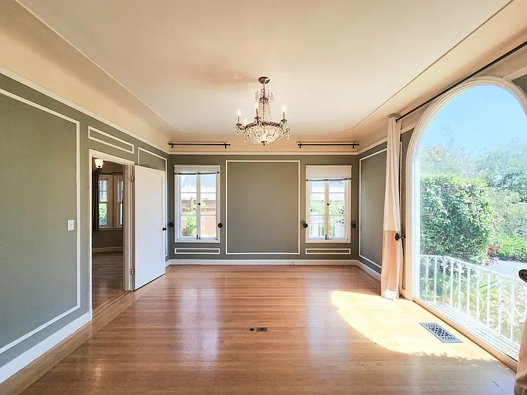 531 Harvard Rd — Photo 39