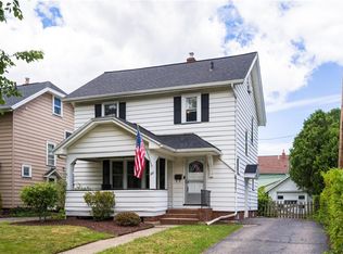 380 Farmington Rd, Rochester, NY 14609