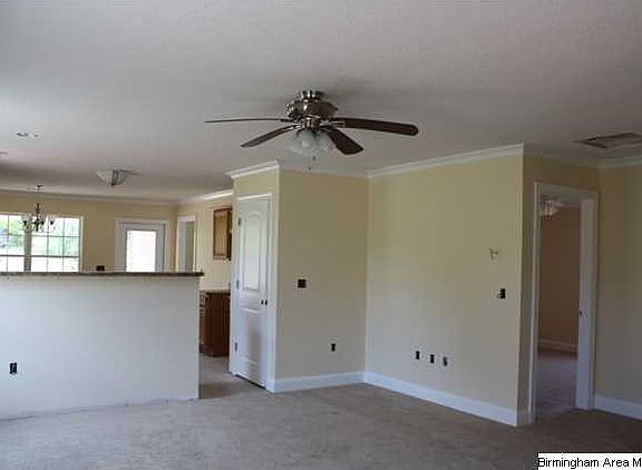 3rd image of 24 Lindy Ln