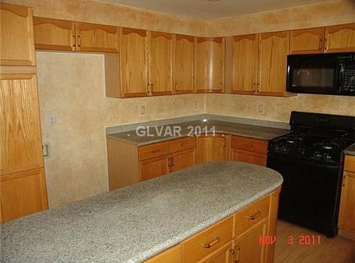 5th image of 7804 Golden Talon Ave