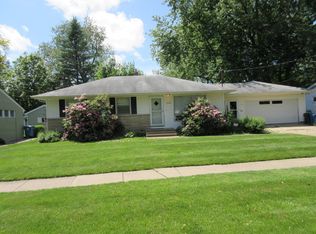 1319 Turwill Ln, Kalamazoo, MI 49006