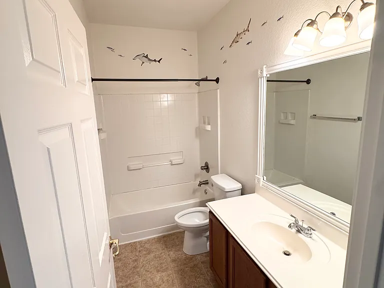 4214 Loring Park — Photo 13