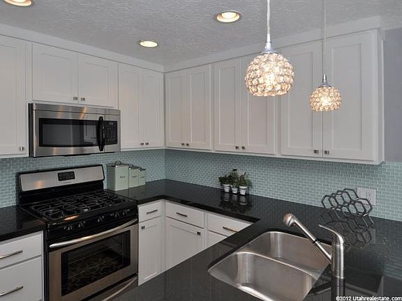 3rd image of 2574 E Sage Way