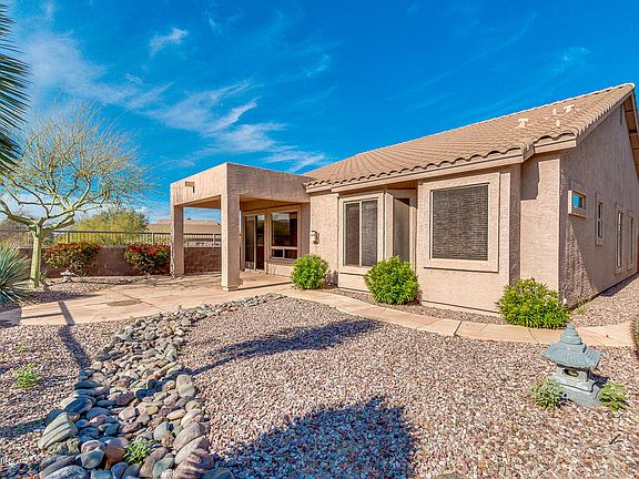 3rd image of 3545 N Tuscany
