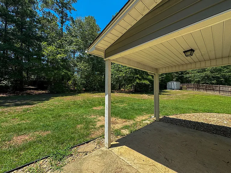 111 Whistling Pine Dr — Photo 31