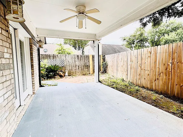 15111 Yorkpoint Dr — Photo 17