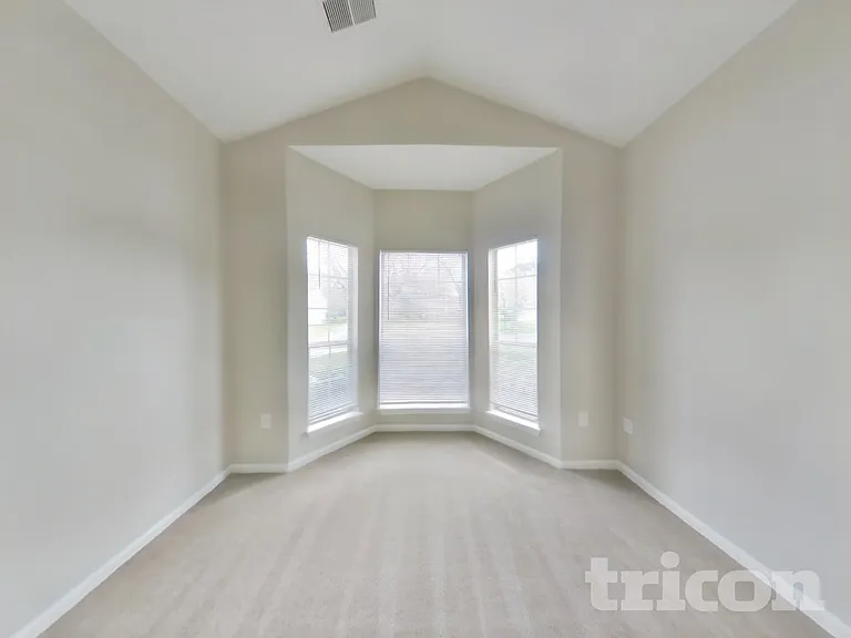 11901 Harris Pointe Dr — Photo 13