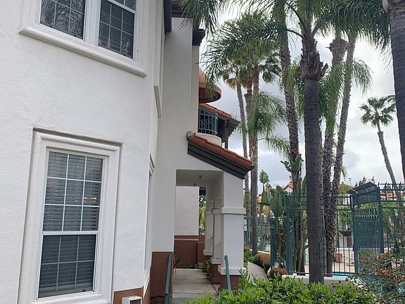 3rd image of 2915 Ballesteros Ln