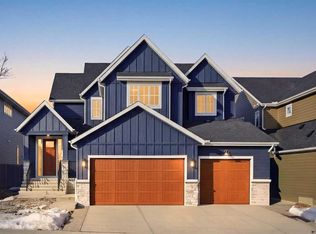 378 S Bessborough Dr SW, Calgary, AB T3E 8G8