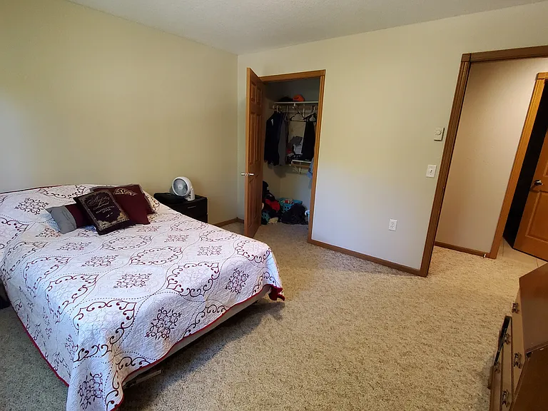 530 Cottonwood Dr #1 — Photo 11