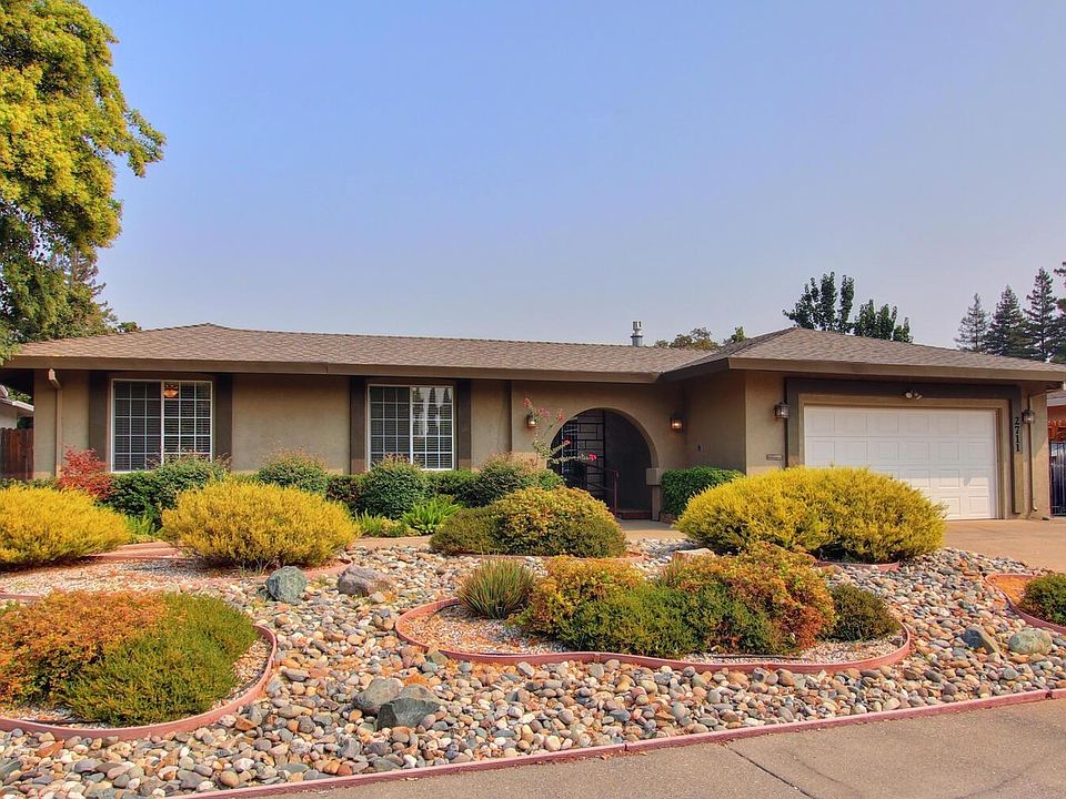 1st image of 2711 Latham Dr