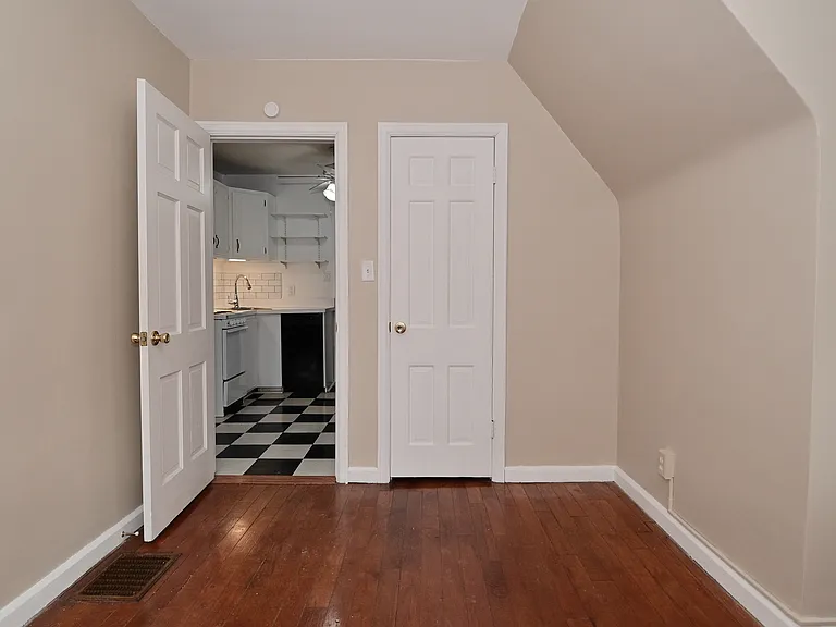 3775 E Thompson Rd — Photo 38