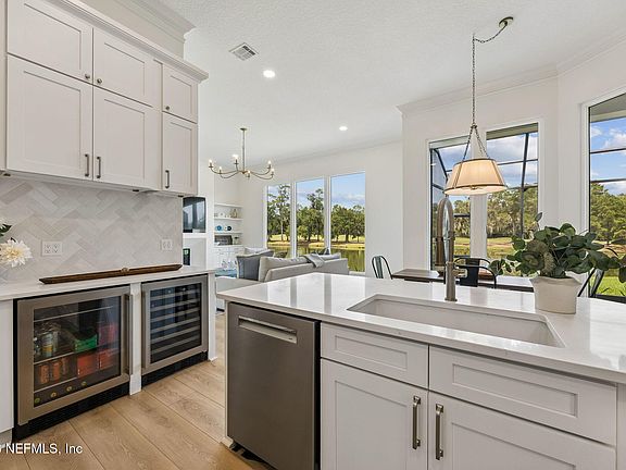 3rd image of 120 NORTH COVE Drive