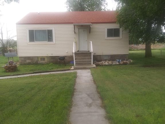 2nd image of 3 155th Ln