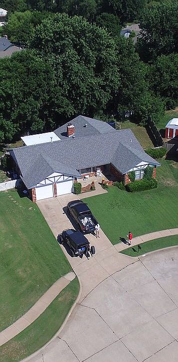 1st image of 2120 Melrose Dr