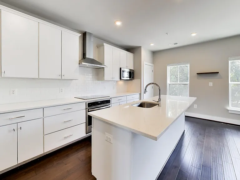 7213 Georgia Ave NW #10-C — Photo 8