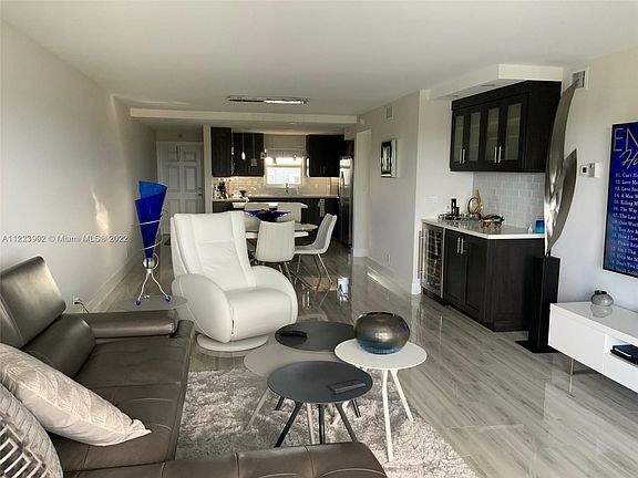 3rd image of 1160 Hillsboro Mile APT 705