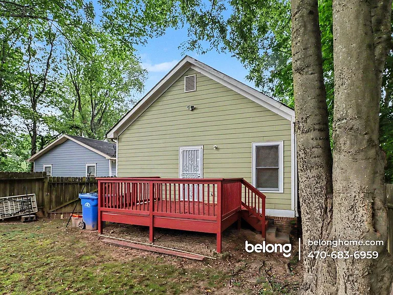 711 Meldrum St NW — Photo 18