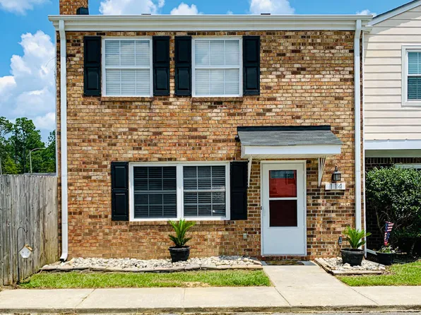 114 Villa Dr, Jacksonville, NC 28546