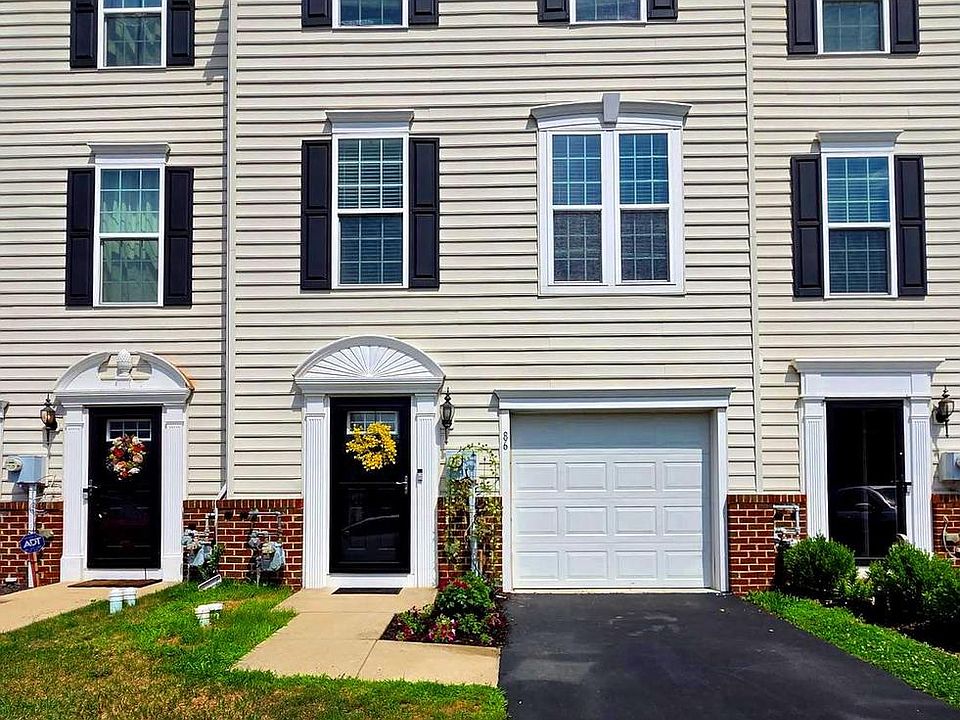 1st image of 86 Green View Dr