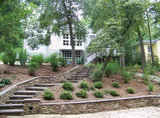 29 Rock Creek Dr, Greenville, SC 29605
