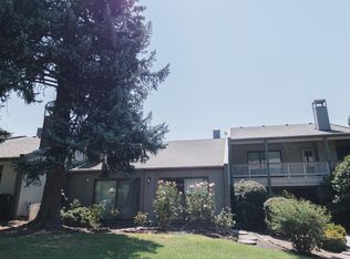 228 Mount Echo Dr, Medford, OR 97504