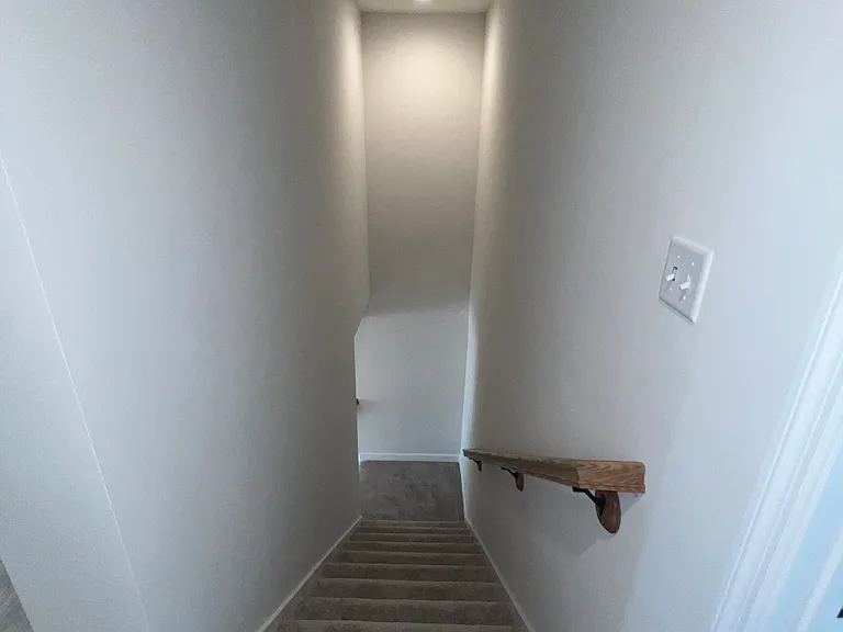 7911 Mexico Rd — Photo 30