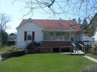 1015 Goucher St, Johnstown, PA 15905