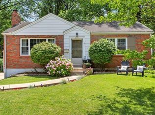 218 Innisfail Dr, Saint Louis, MO