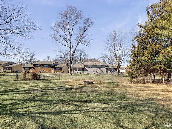 5th image of 500 Lindenwood Dr