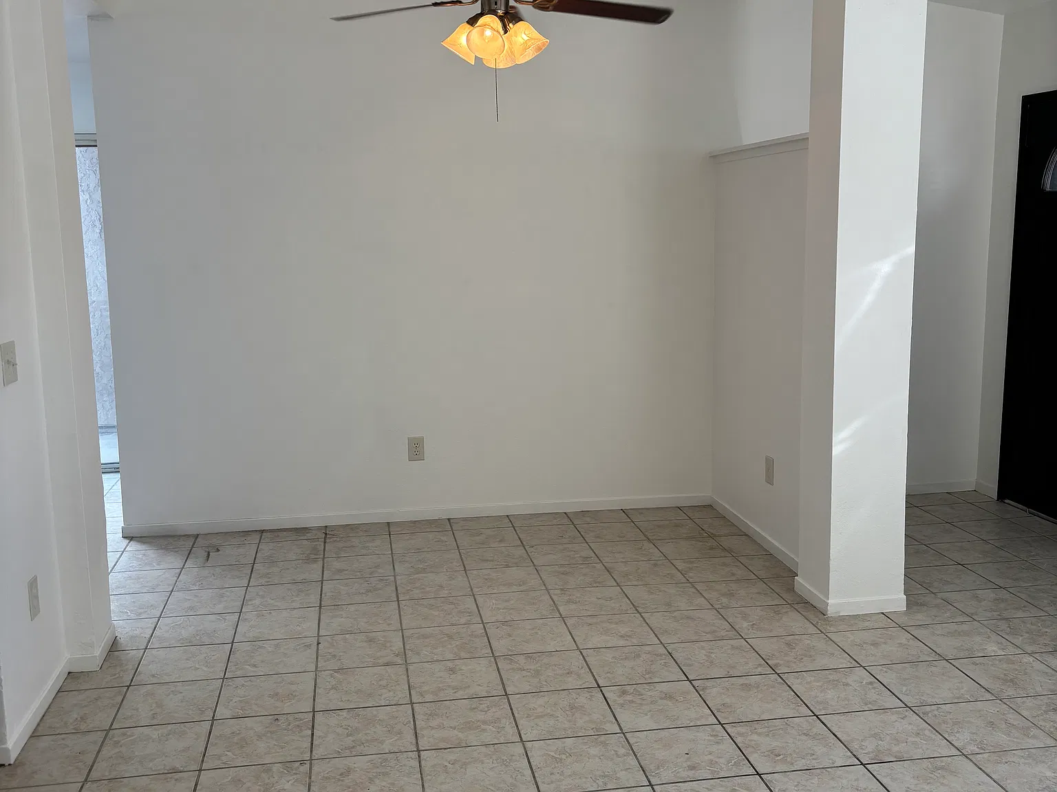 3 bed, 1030 sqft, $1,800 — Photo 4