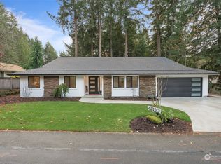 4810 95th Ave W, University Place, WA 98467