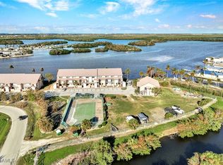 894 Buttonwood Dr APT 215, Fort Myers Beach, FL 33931