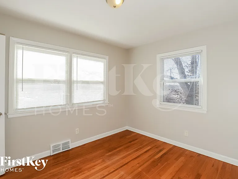 1103 Orchard Ave — Photo 16