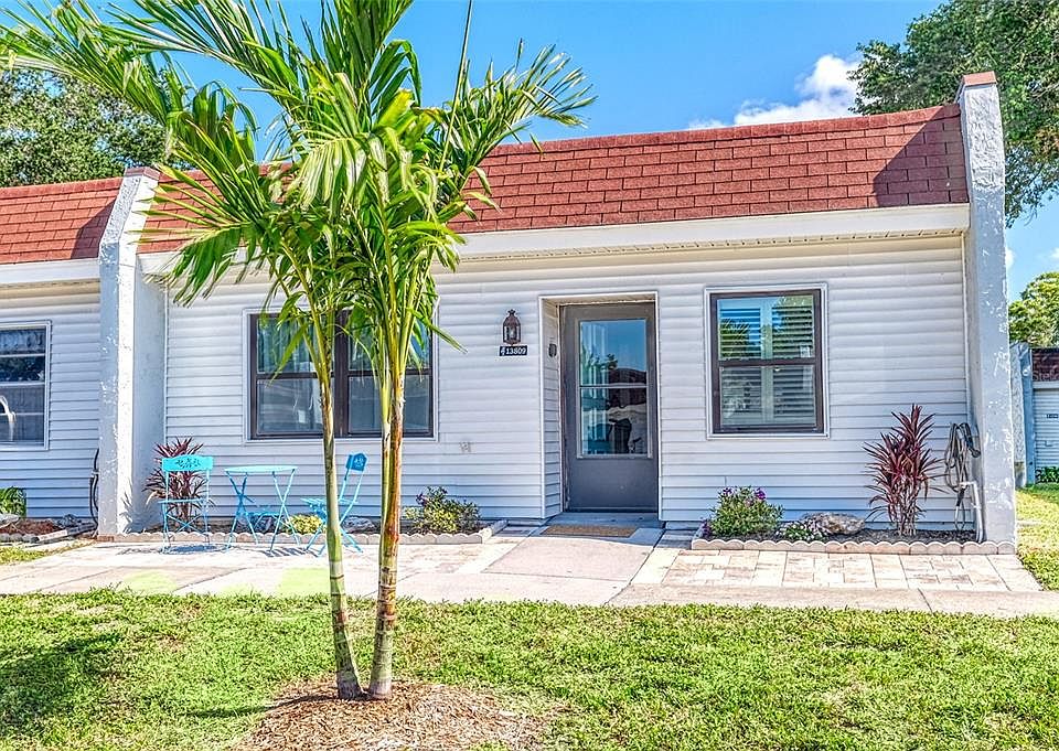 1st image of 13809 Mission Oaks Blvd #F