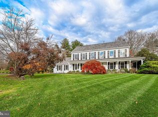 205 Falcon Ridge Rd, Great Falls, VA 22066