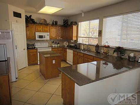 2nd image of 3701 Saint Johns Dr