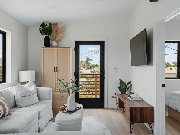 3424 Idlewild Way, San Diego, CA 92117