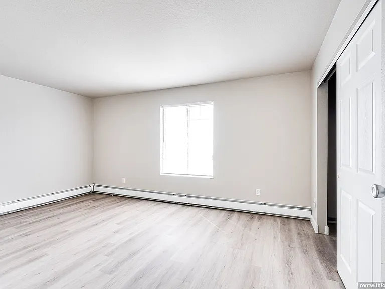 Stonecreek Apartments — Photo 47