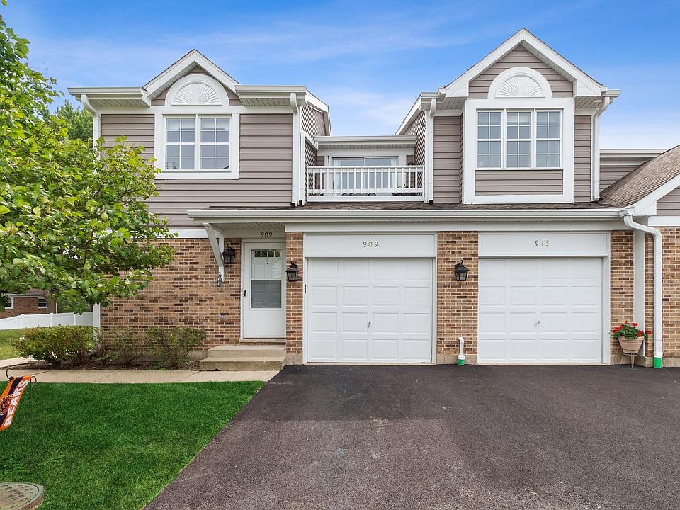 1st image of 909 N Cove Dr #F