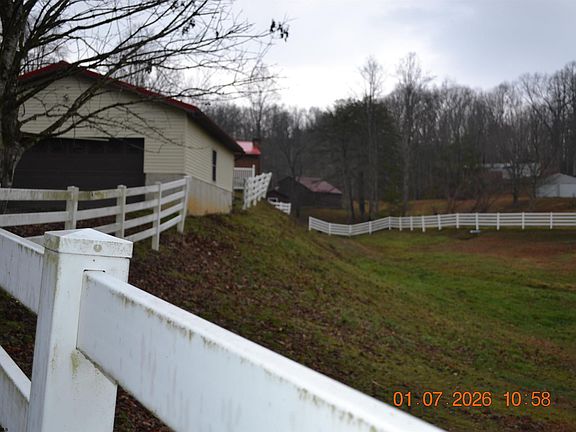 5th image of 94 Dogwood Trl